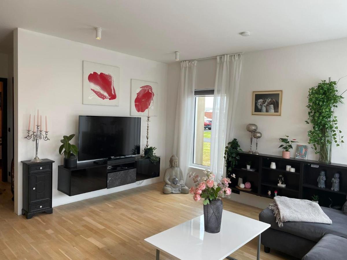 Spacious 3Br Condo Near Blue Lagoon 15M Airport 9M Njarthvik Zewnętrze zdjęcie